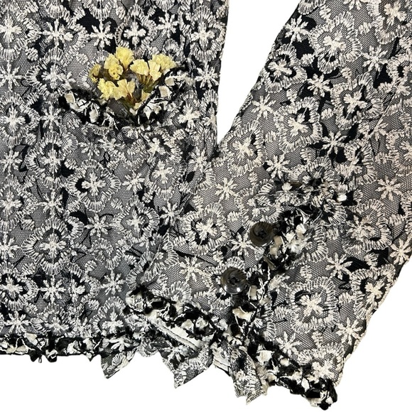 100% Silk Lined Jones New York Jacket w/ Black + White Lace, Japanese Watercolor - Picture 2 of 8